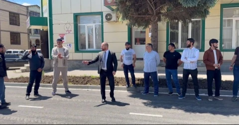 В Сунже завершили благоустройство улицы Осканова

В городе Сунжа завершены работы по реконструкции у