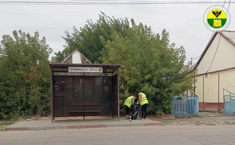 В Константиновском сельском поселении наводят чистоту