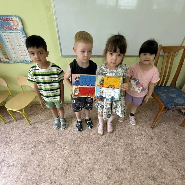 Сегодня в нашем детском саду прошло увлекательное занятие с использованием магнитной мозаики. Дети с