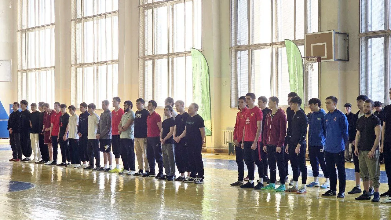 «Нельзя построить сильное государство без здоровой молодежи».  🏆 Этими словами ректор Олег Гогаев да