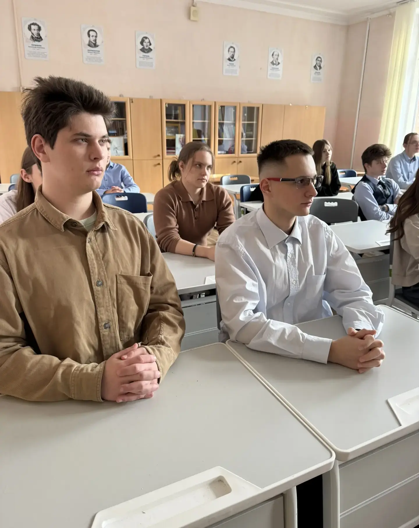 💭 Сегодня в нашей школе прошло занятие из цикла «Разговоры о важном» на тему «Как справляться с волн