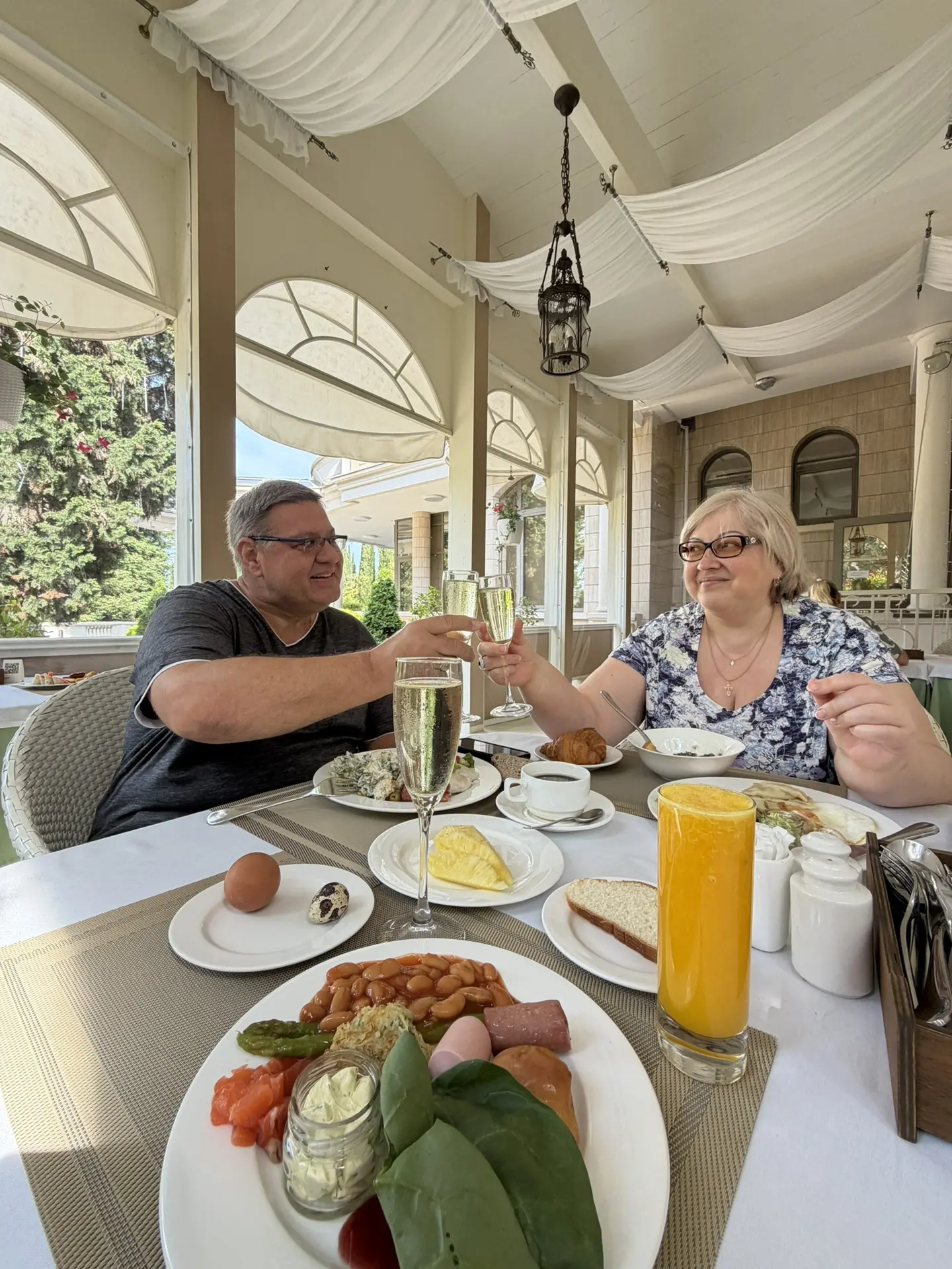 А мы завтракаем 🥂 всем приятного аппетита! 😋