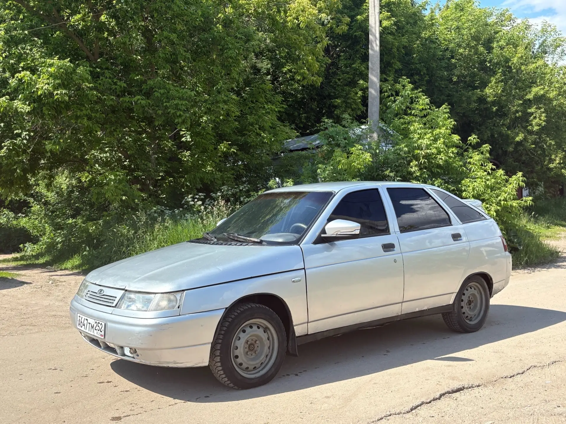 Продам ВАЗ-2112, 2002 год.
• 16-клапанный двигатель.
• 4 электростеклоподъемника.
• Подогрев передни