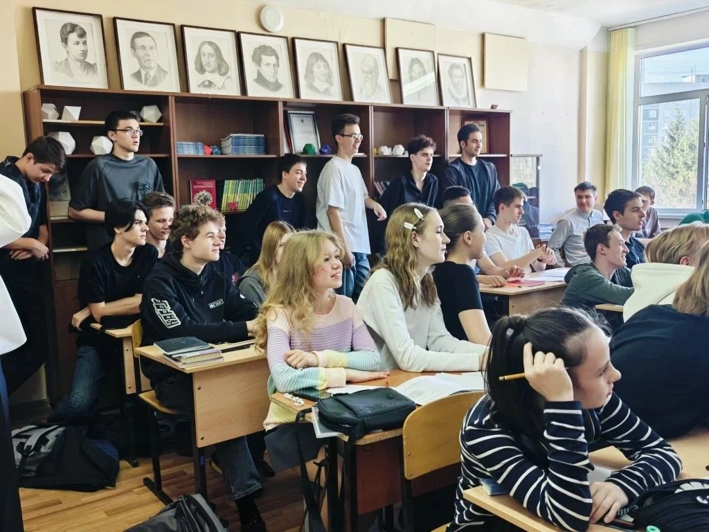 📶 В Лицее прошла Неделя логистики и телекоммуникаций.   🤝 Её завершение ознаменовалось олимпиадой по