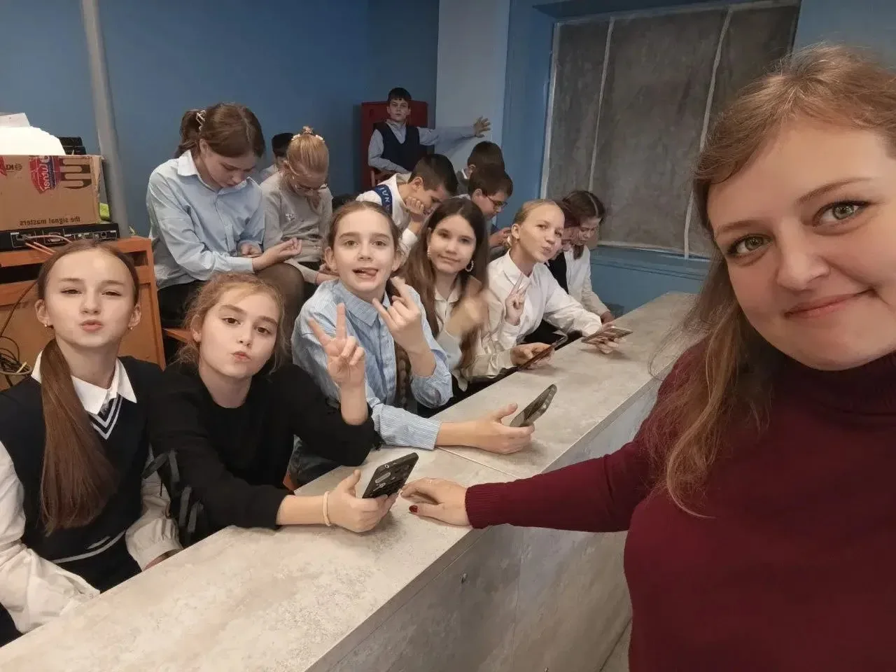 ПЕДАГОГ-ПСИХОЛОГ В ЛИЦАХ: ИЗМАЙЛОВА ТАТЬЯНА НИКОЛАЕВНА   «Быть психологом — значит обладать "професс