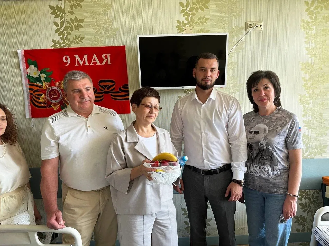 Сегодня посетил Центральный военный клинический госпиталь имени П.В. Мандрыка. 

Вместе с исполнител