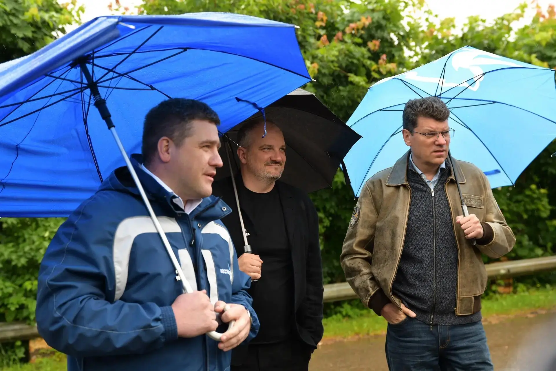 От первого лица: коротко о важном

🏡 Встретились с жителями деревни Старо
Глава округа Михаил Шувал