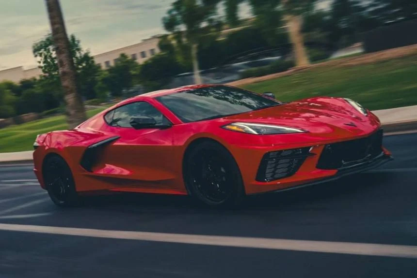 Chevrolet Corvette c новым мотором V8: доступная скорость