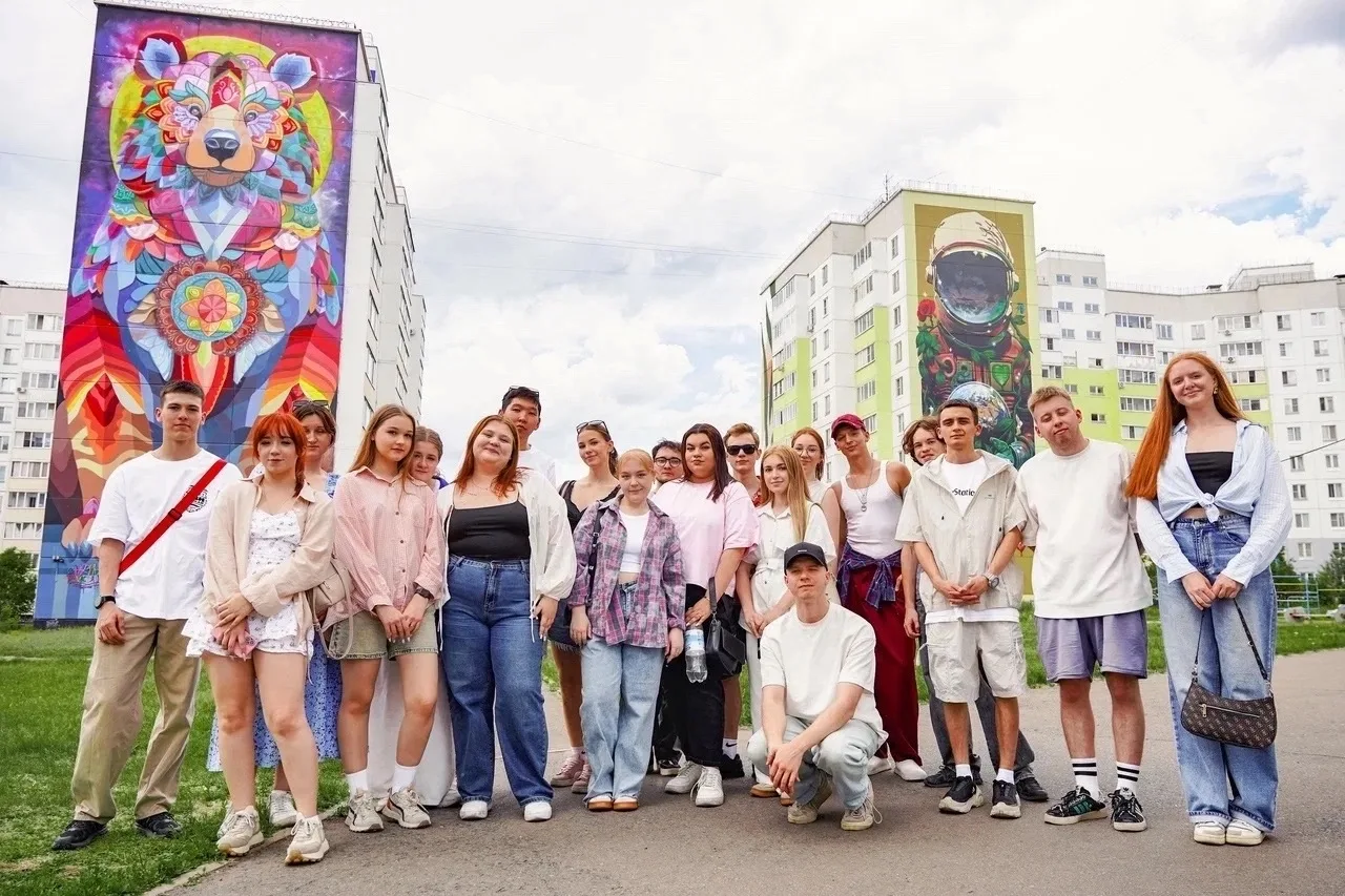 Культурная столица приглашает всех на экскурсии в музей под открытым небом ☀️

Более 70 уникальных м