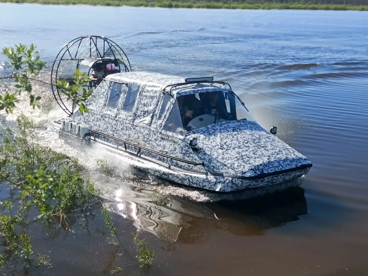 Как в Верхоянье осваивают аэролодки для пассажирских перевозок и доставки помощи