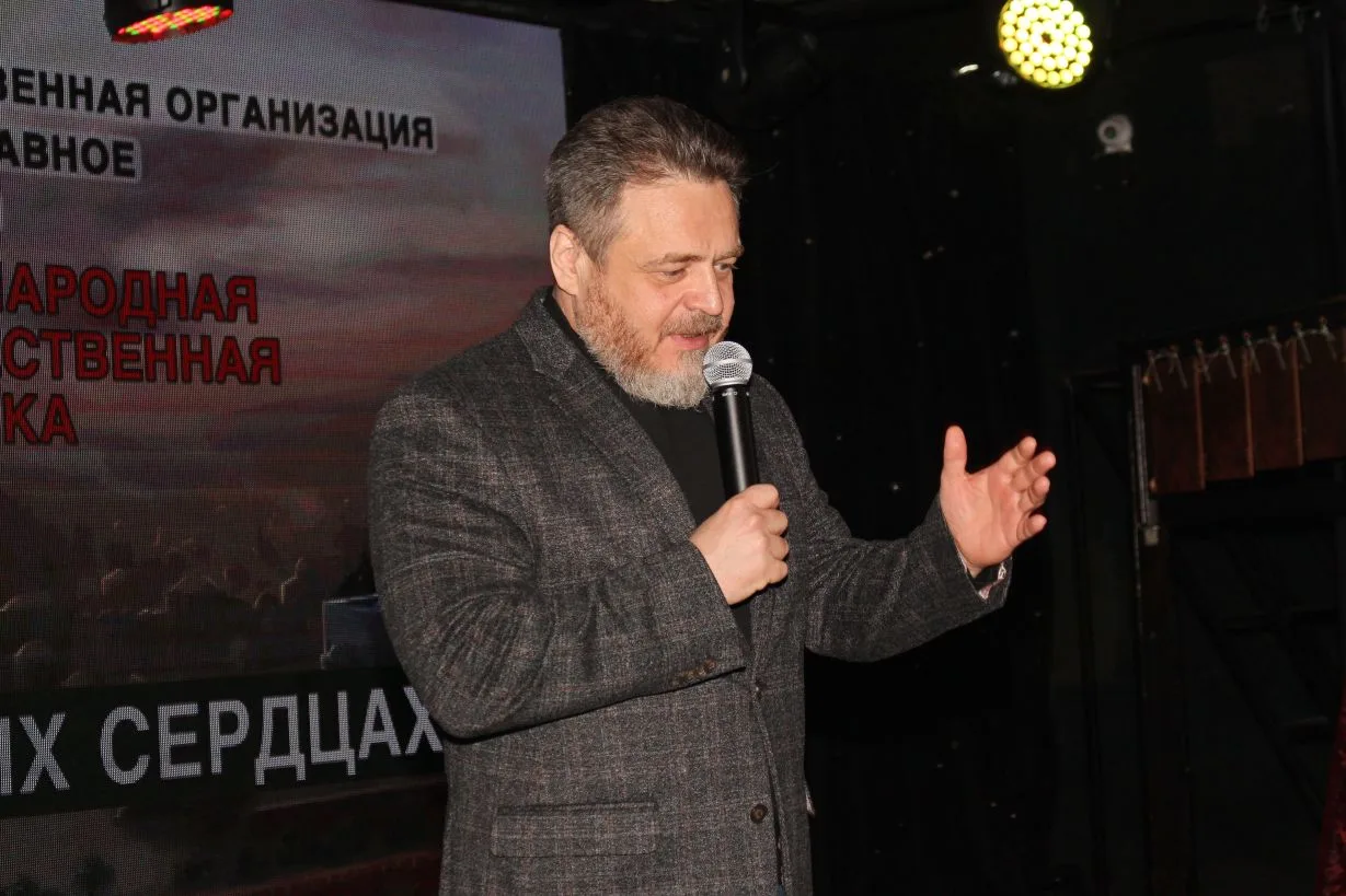 Поделюсь историей, которая происходит у нас на глазах. В Москве я познакомился с замеча...