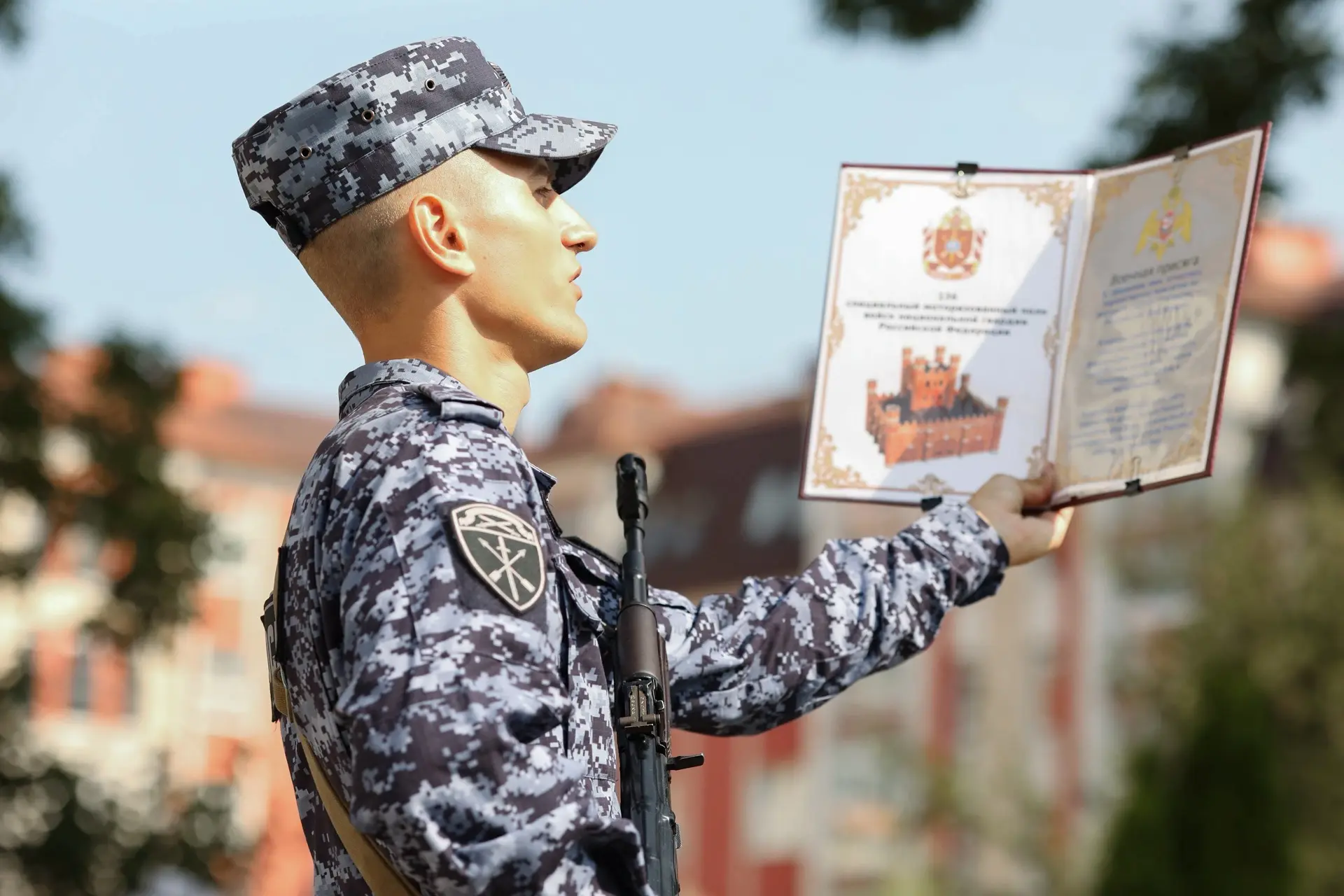 🫡В дислоцированном в Калининграде специальном моторизованном полку Северо-Западного ок...