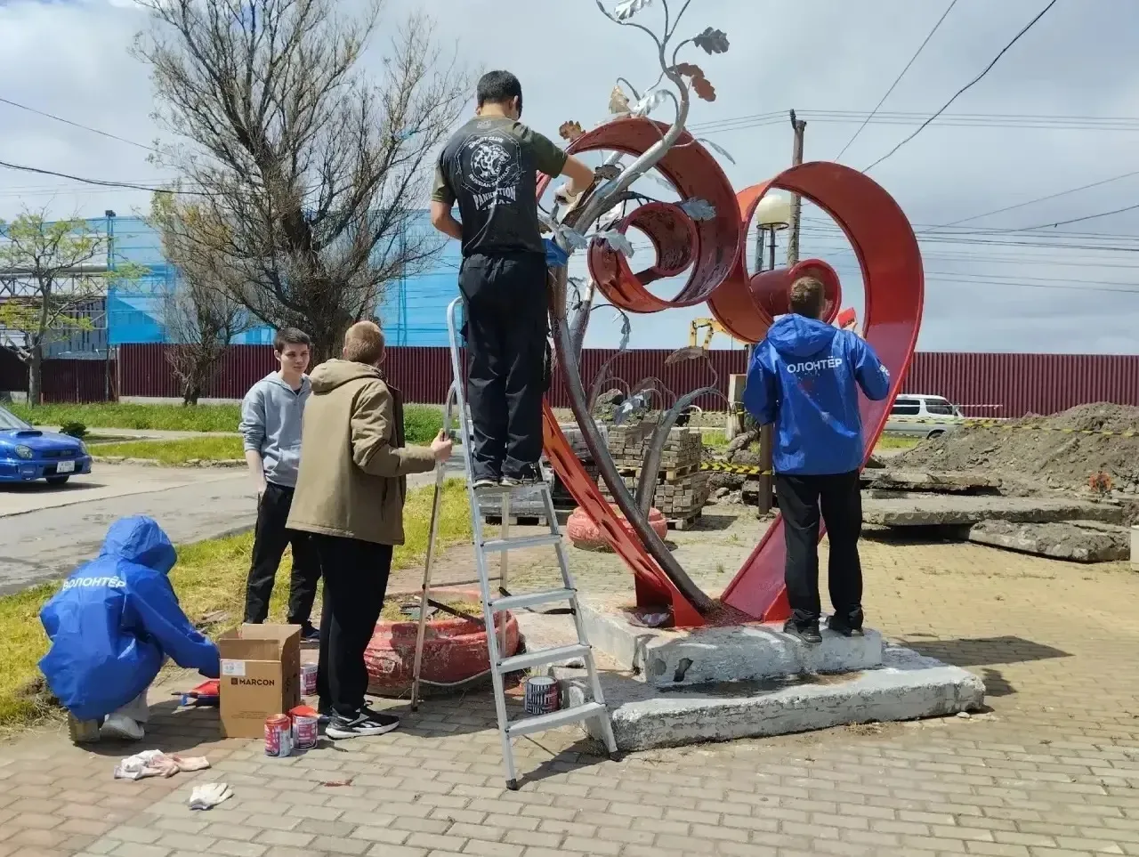 👏🏼 Волонтёры Ресурсного центра по поддержке молодёжных инициатив совместно с активистами Единой Ро