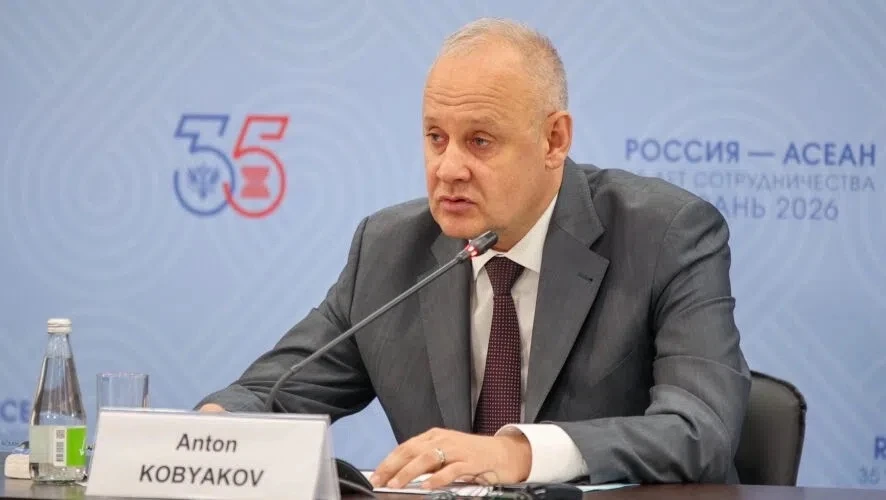 ⚡️ Советник президента РФ Кобяков: «Просим жителей города нас не очень сильно корить»

Перед началом