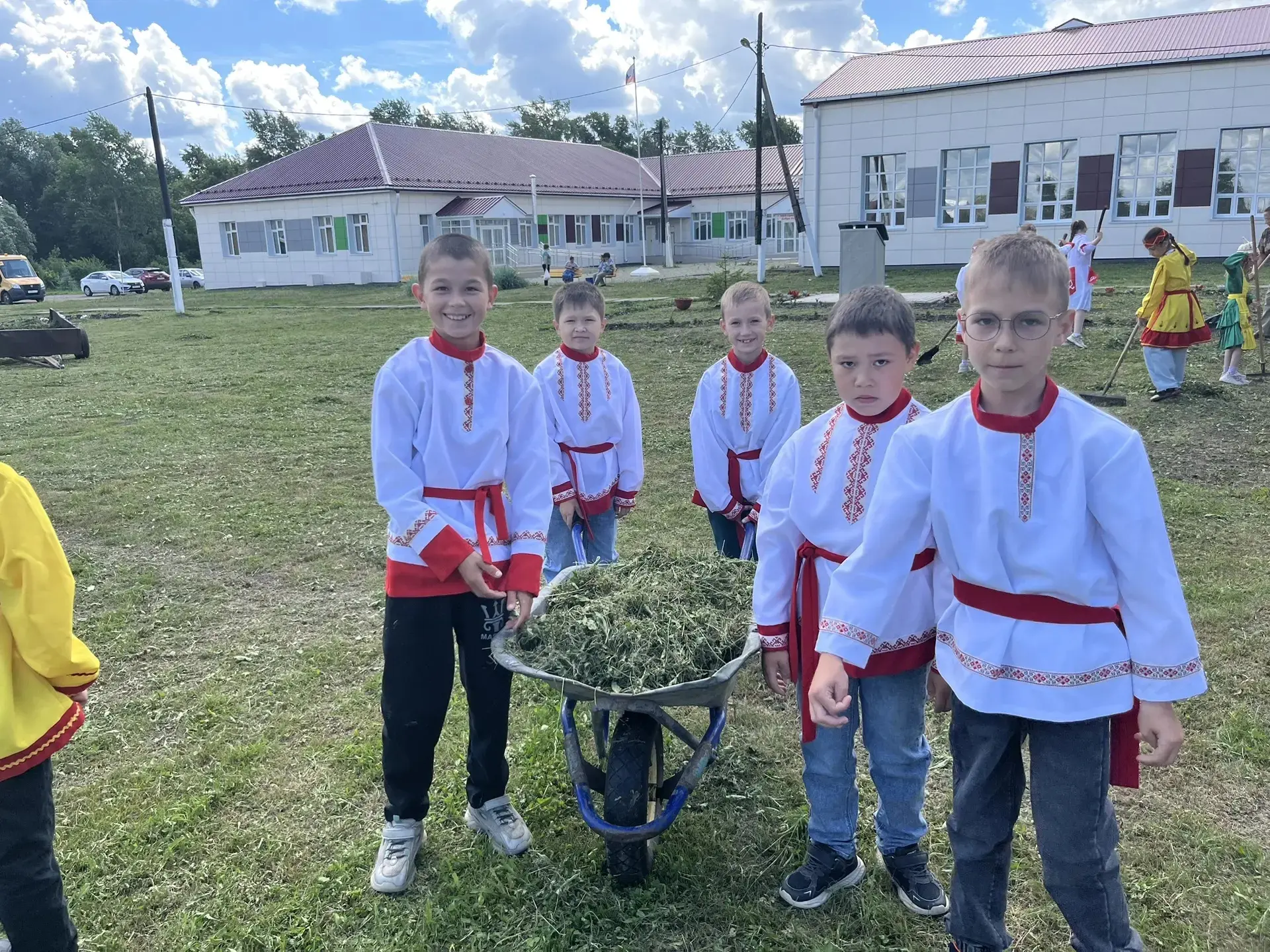 МБОУ «Тарханская СОШ» с радостью принимает участие во Всероссийской акции «Особенности ...