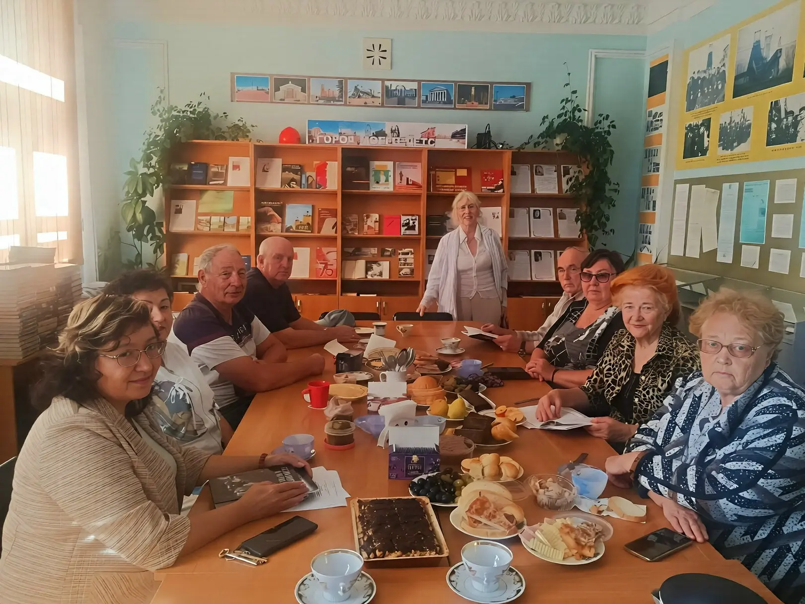 📖 ЛИТЕРАТУРНАЯ ГОСТИНАЯ открыла сезон