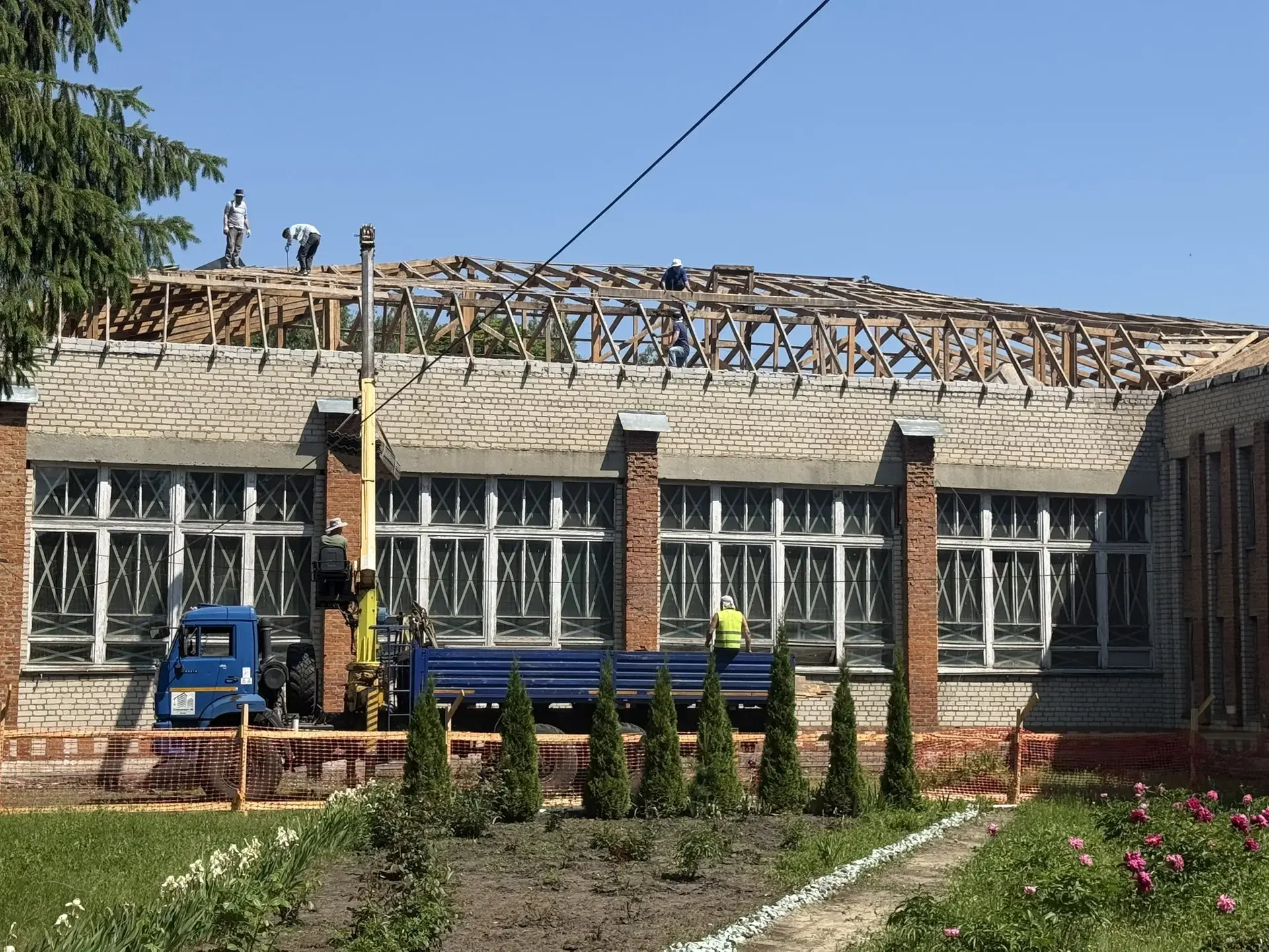 🔊 Сегодня проинспектировал этап демонтажа кровли в рамках контракта на капитальный рем...