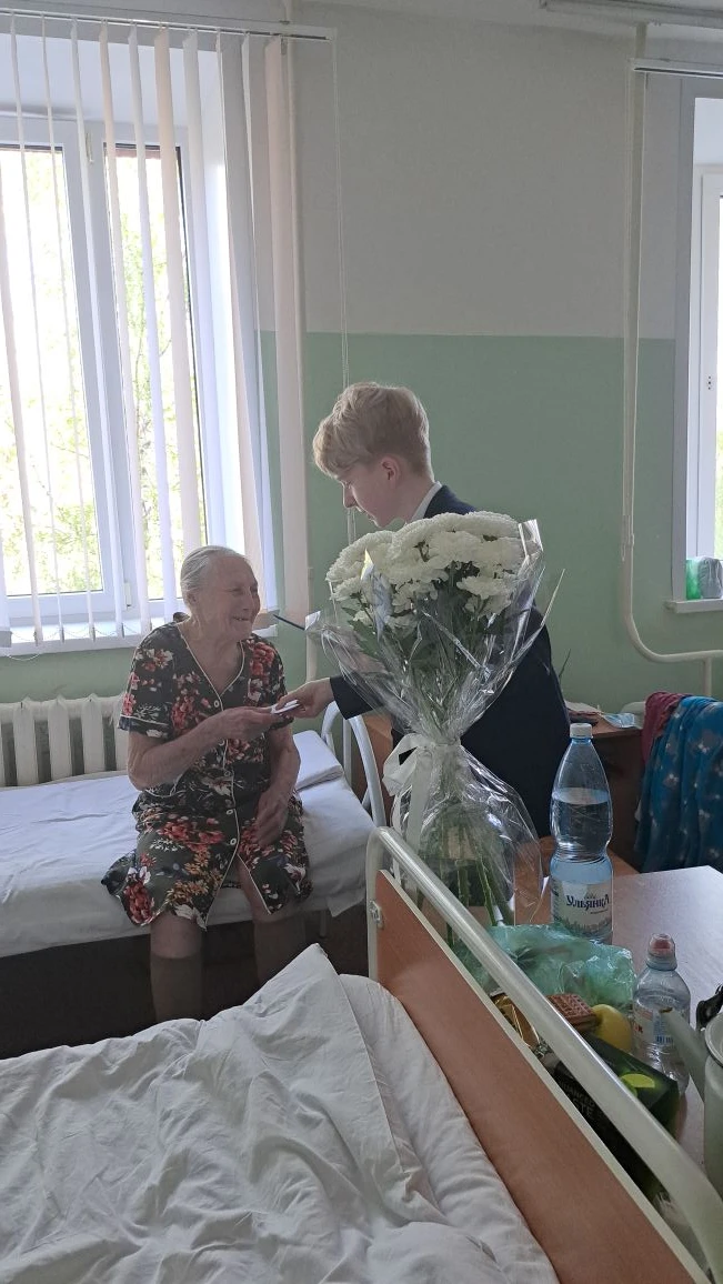 Живая память: как стихи, песни и открытки согрели пациентов госпиталя🙏 Спасибо за Победу🕊  В преддве