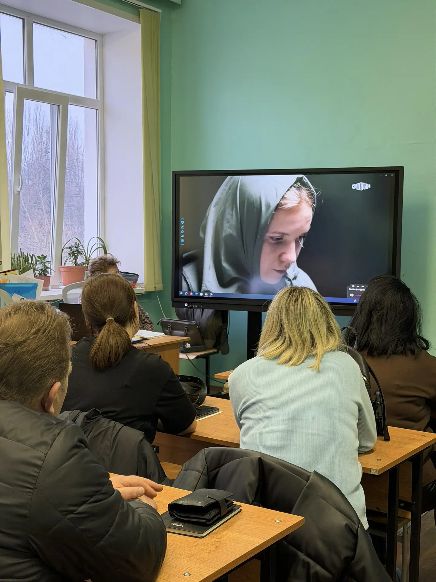 ГДЕ ЗАКАНЧИВАЮТСЯ ОБЕЩАНИЯ И НАЧИНАЕТСЯ ПРЕДАТЕЛЬСТВО? 🎬⚖️  В нашей школе прошел ряд родительских со