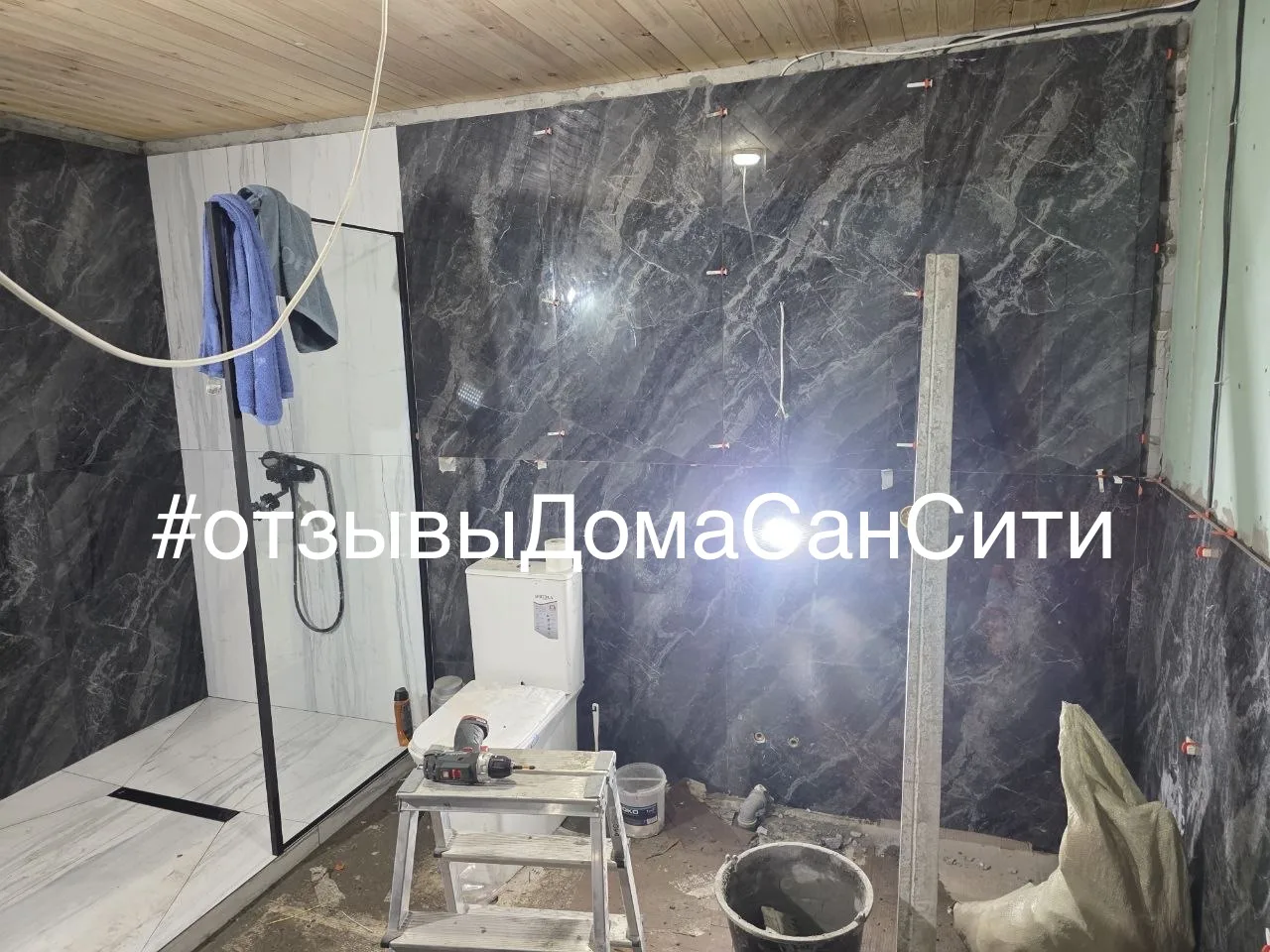 Обустройство продолжается: санузел почти готов