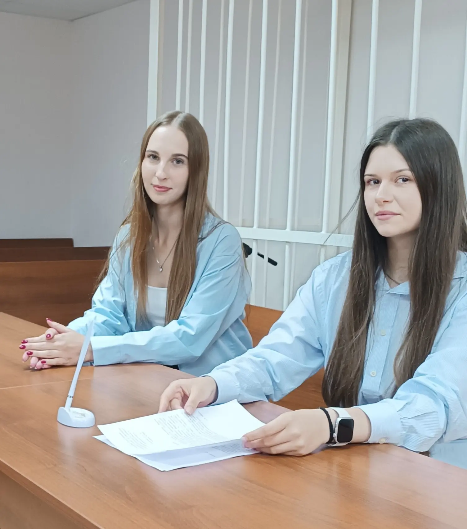 Будущие юристы в деле: в Тобольском суде завершилась практика для студенток‑юристов

В Тобольском го