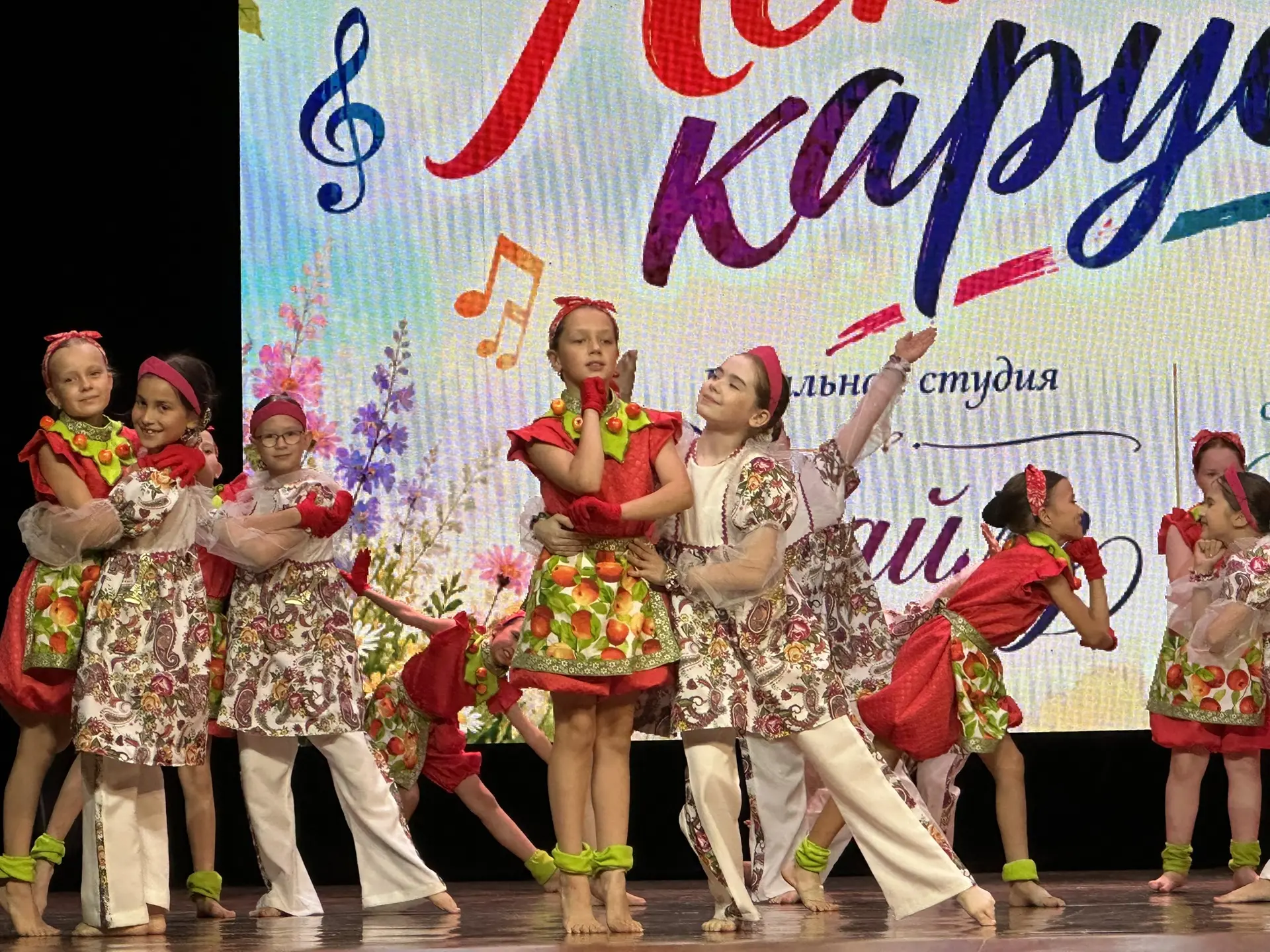 ☔🎶 Дождь не смог отменить праздник творчества!

🎠🎶Концерт «Летняя карусель», который должен был п