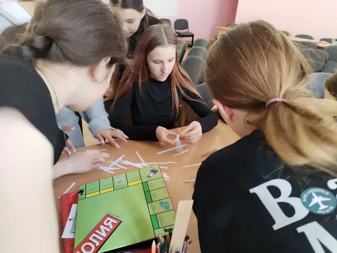 🌟 Вожатые в действии! 🌟
👩‍🏫👨‍🏫 Вожатые – это не просто организаторы игр и мероприятий, это нас