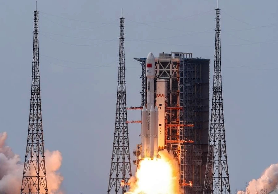 В Китае успешно запустили космический грузовик «Тяньчжоу-10»  11 мая в 8:14 утра ракета-носитель «Ча