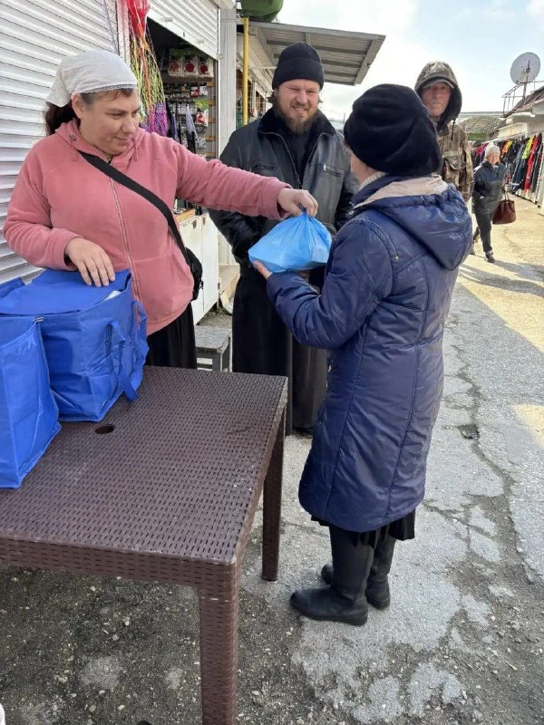 🌿С Воскресным днём, братья и сестры!  Если в твоём доме имеется хлеб, горячий суп на первое, домашне