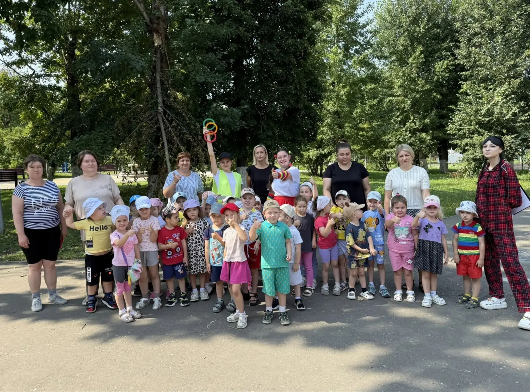 🚦Сегодня в Заводском парке развернулось настоящее приключение — игровая программа «Ден...