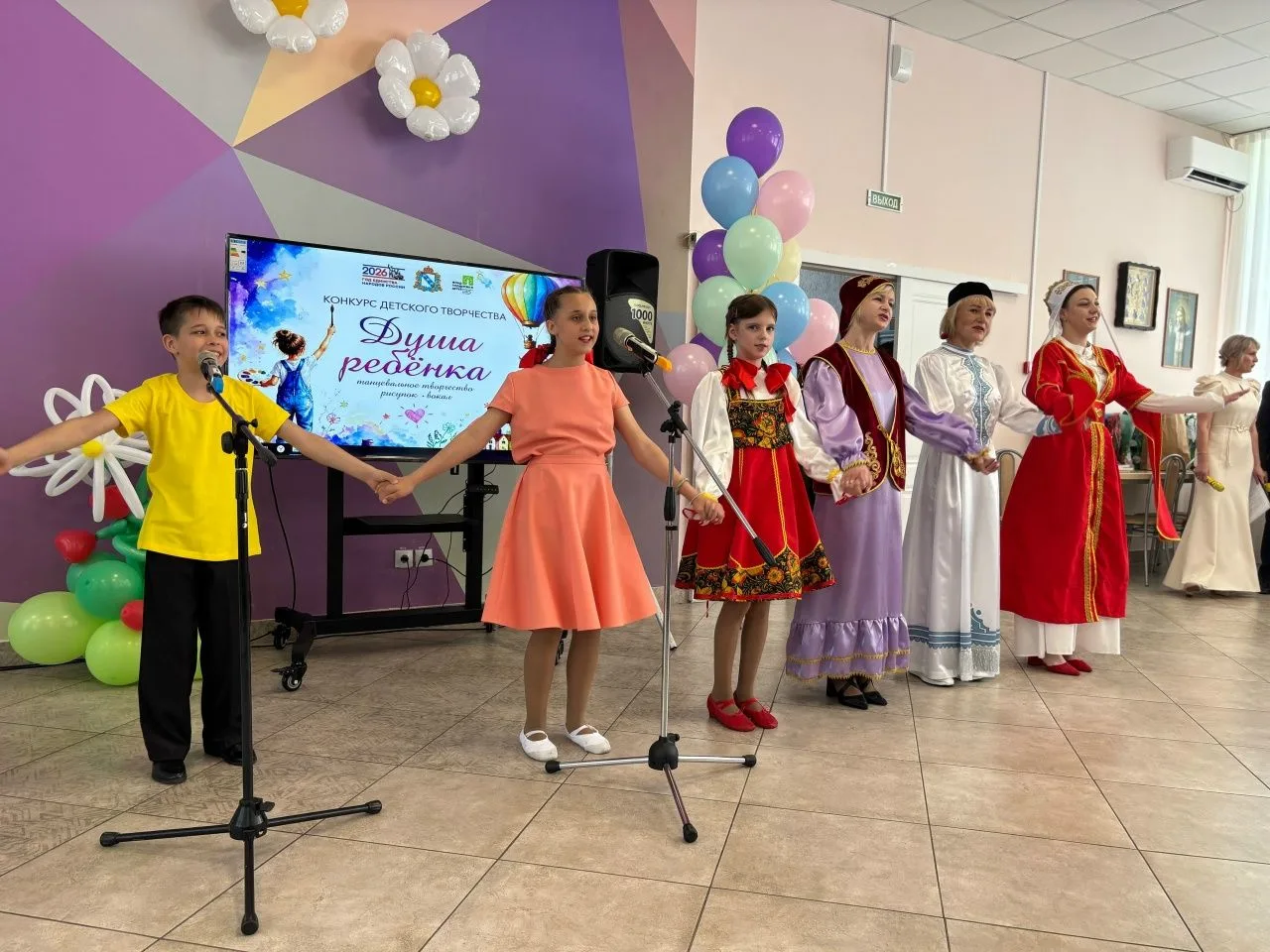 ❤️В поныровском центре «Семья» прошел фестиваль творчества для юных талантов «Душа ребенка». В его т