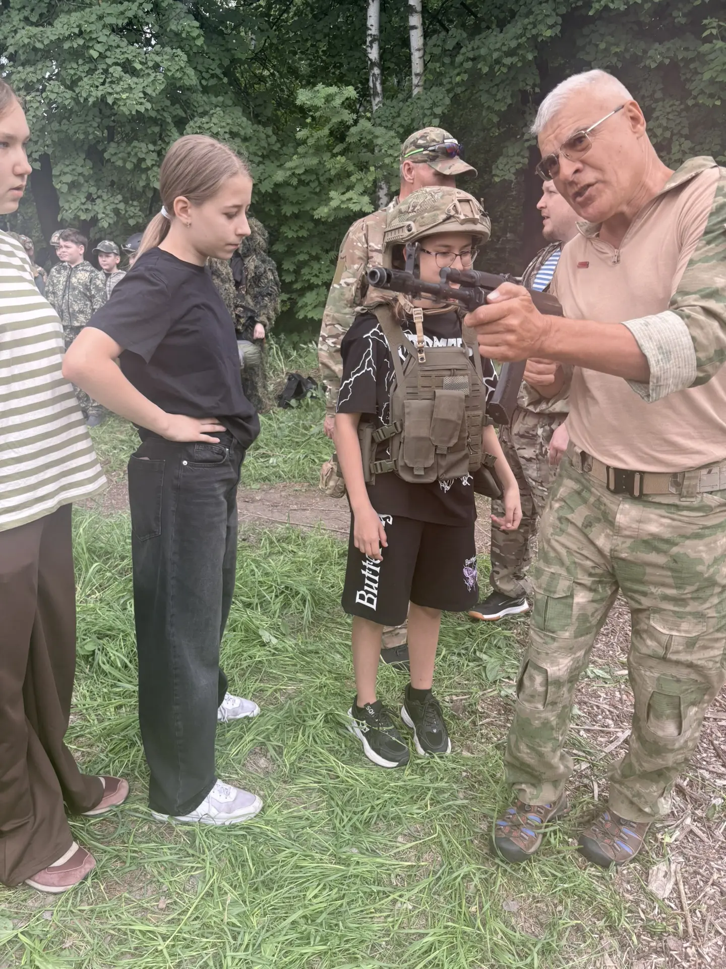 🔥Воскресная тренировка 5В класса в клубе имени В. Ивашина В этот солнечный день ребята из 5В класса 