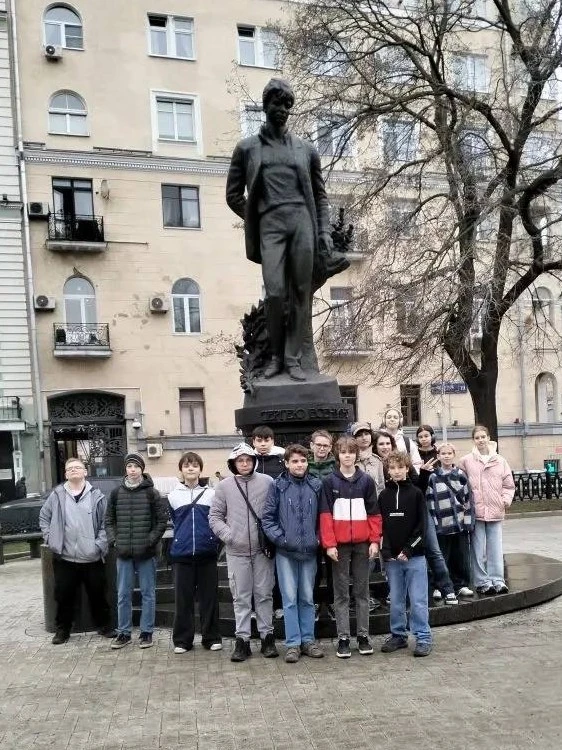А я иду, шагаю по Москве… 👣  👀 На каникулах ученики 7 «М» класса стали участниками интереснейшей экс