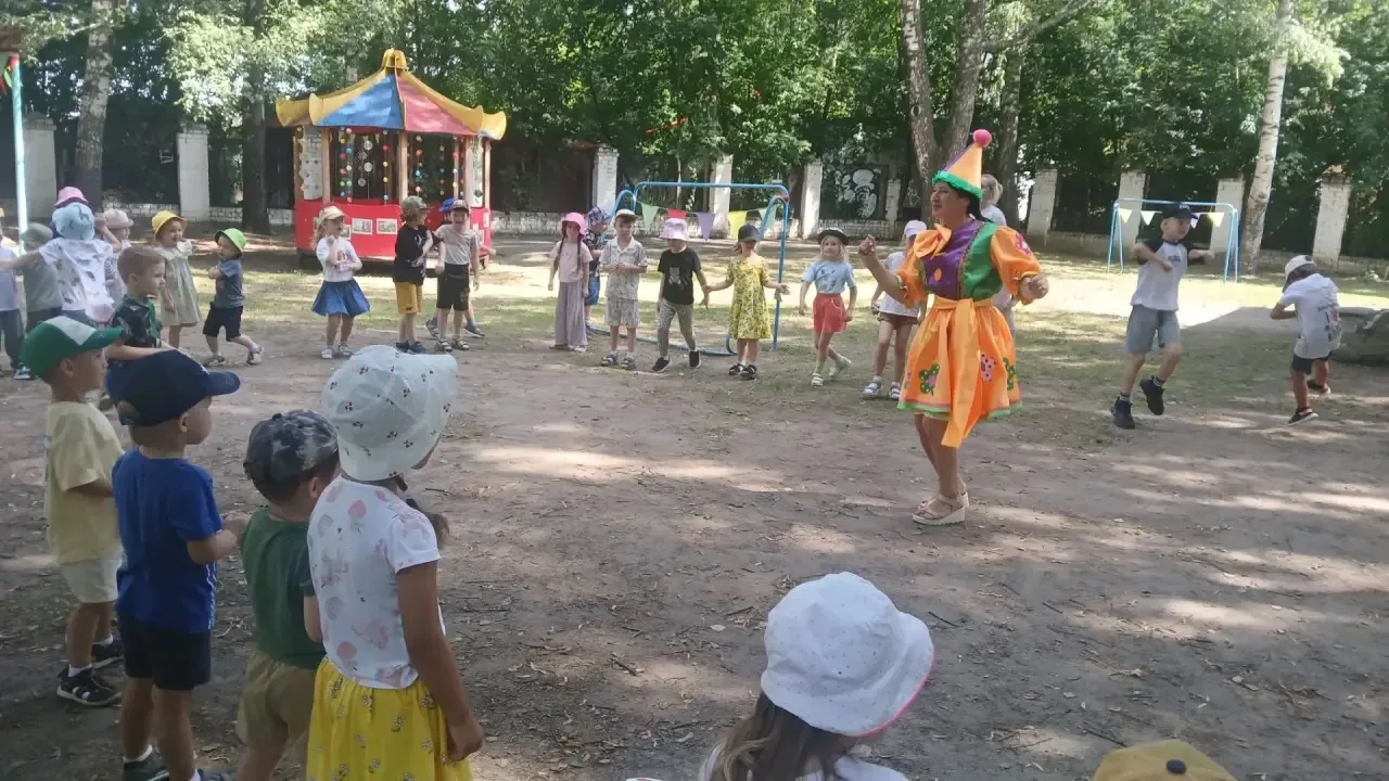 🎉 Сегодня у нас особенный день – праздник июльского именинника в нашем детском саду! 🥳