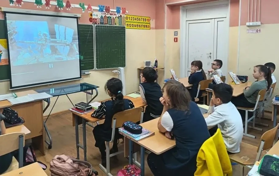 🇷🇺 РАЗГОВОРЫ О ВАЖНОМ🇷🇺  🪐 В рамках образовательного цикла «Разговоры о важном» 6 апреля 2026 года п