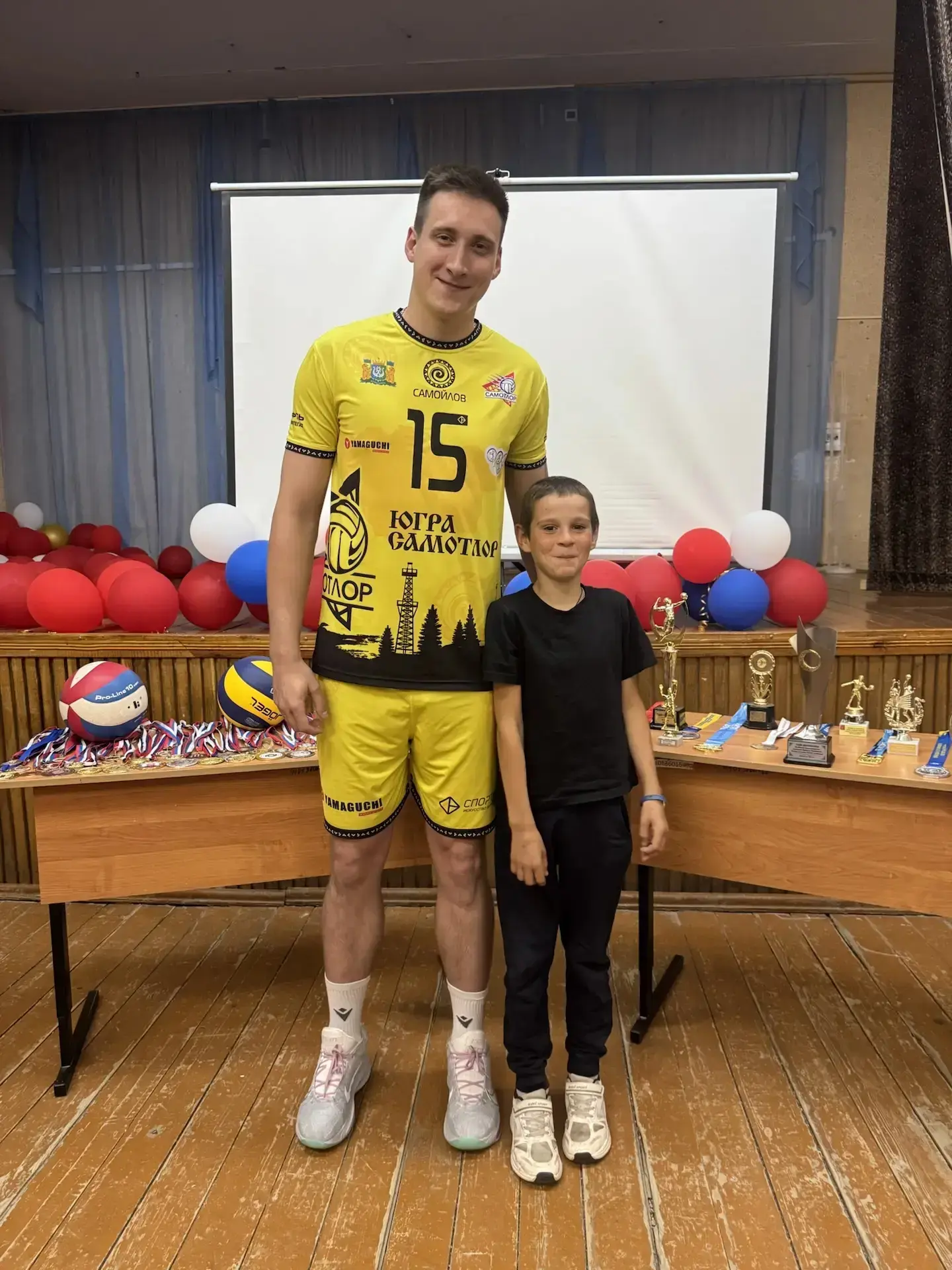 Сегодня в нашей школе прошла встреча с воспитанником ВК «Белогорье» Андреем Самойловым.