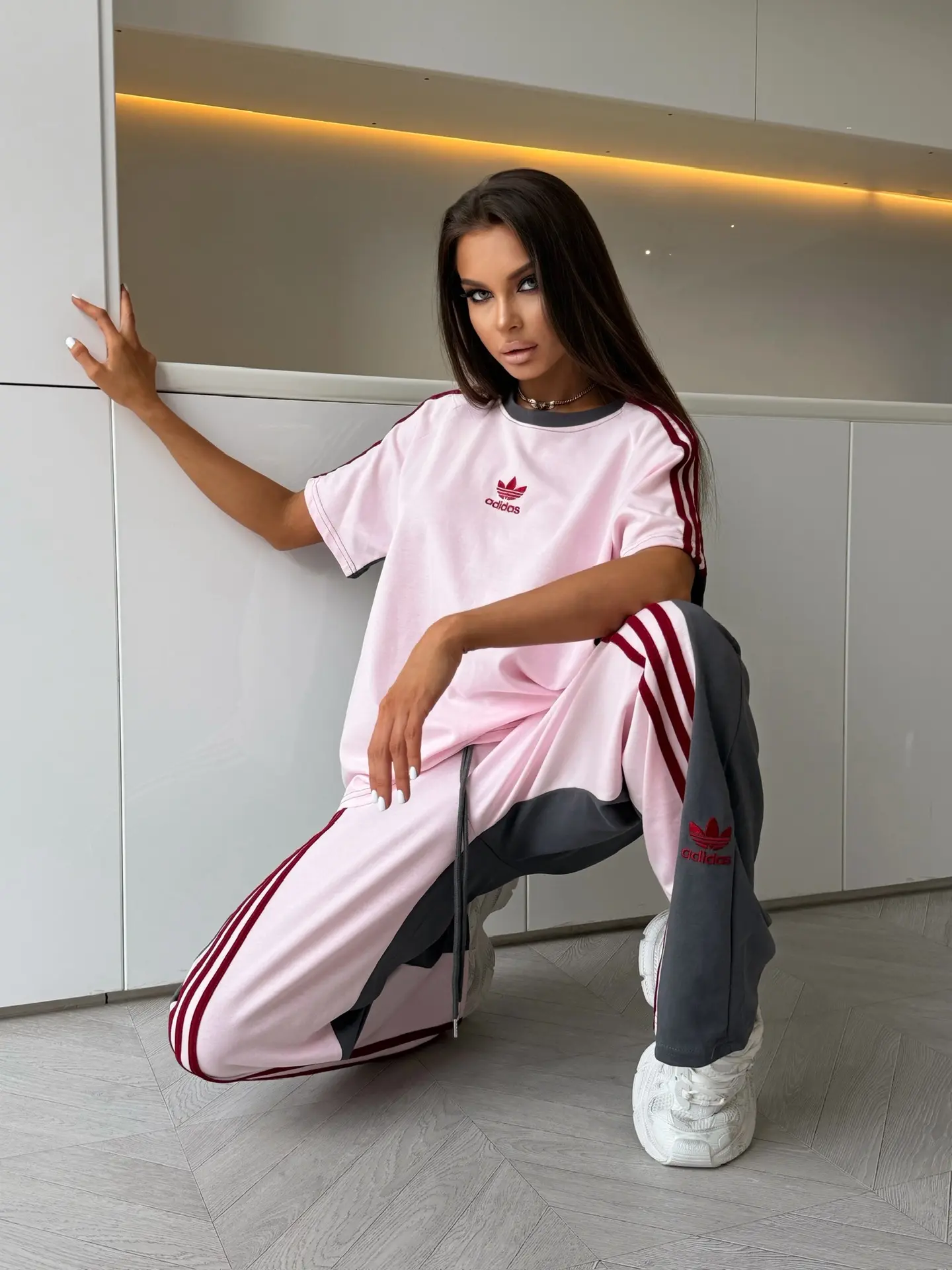 ____🖤 𝐍𝐞𝐰 𝐂𝐨𝐥𝐥𝐞𝐜𝐭𝐢𝐨𝐧 🖤 ____

▪️NEW▪️Легенда Ad!das в стиле Blokecore: Твой самый стил