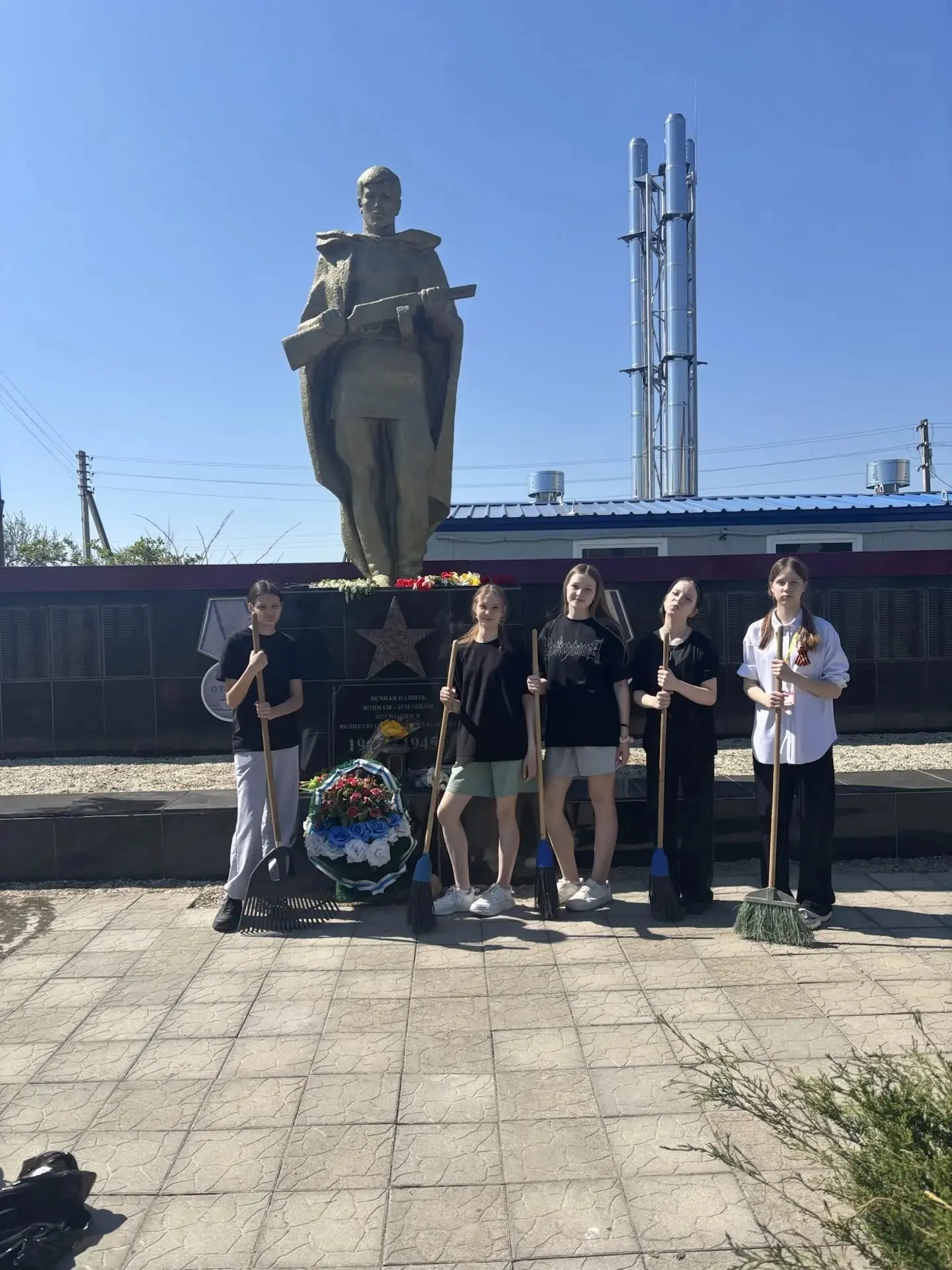 Наша школа готовится к 81-й годовщине Великой Победы
Приближается День Победы - праздник, который до
