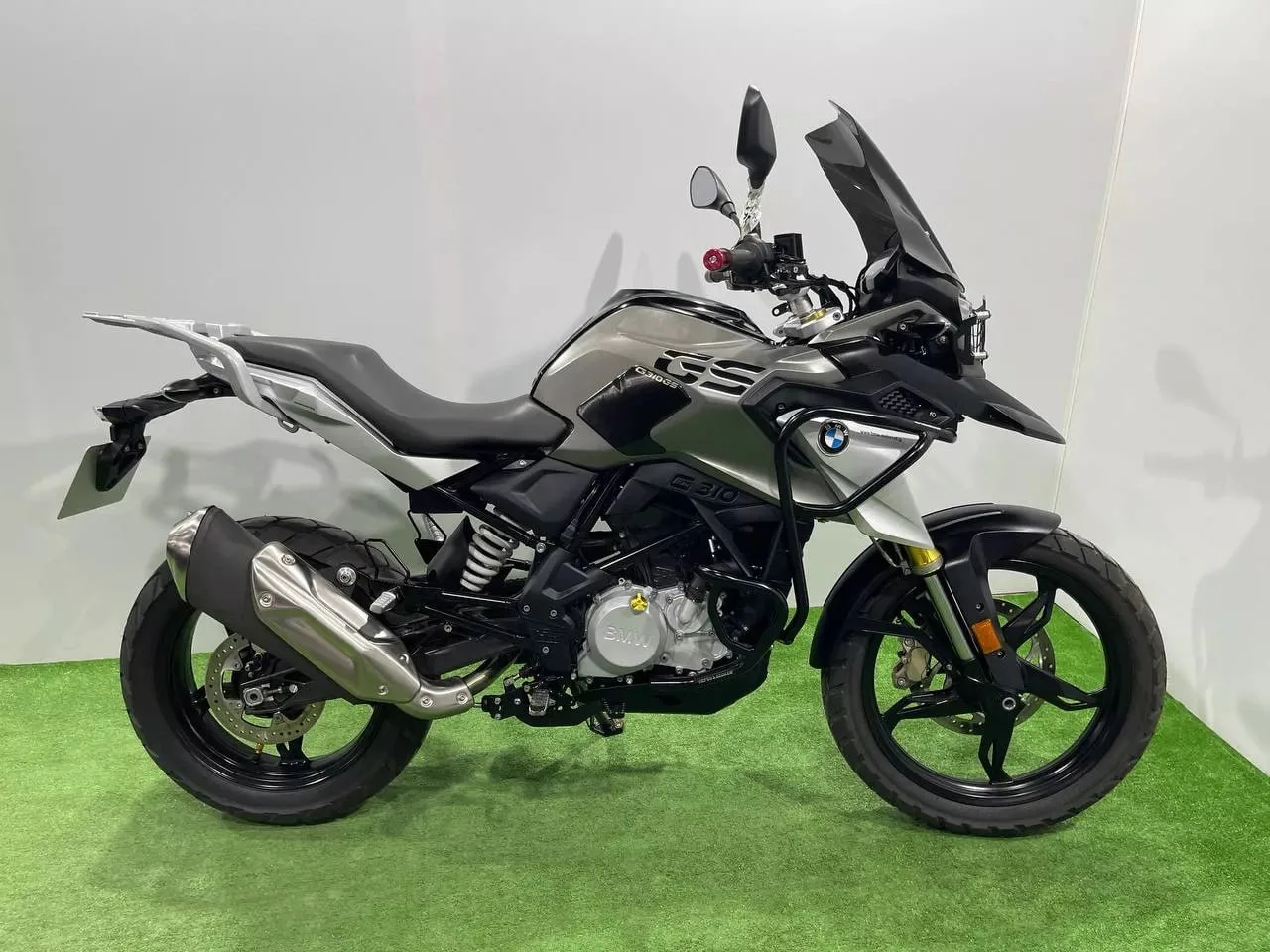 BMW G310GS в наличии во Владивостоке  Характеристики:  - 2019 год - объем 313 см3 - Аукцион BDS - оц