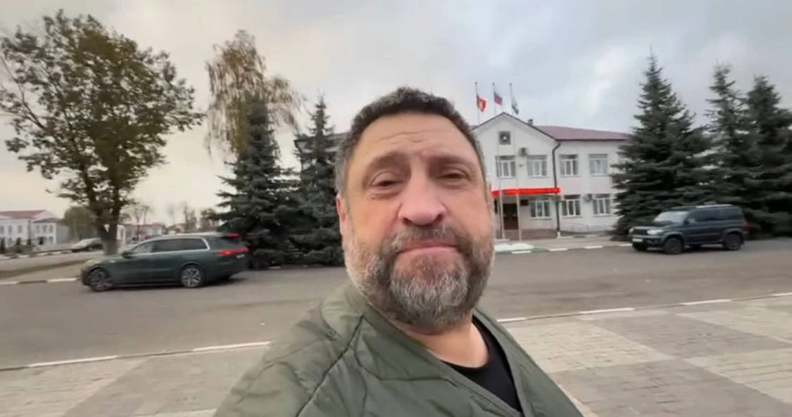 Скорей бы он уже к нам еще раз приехал, как всегда ждём нашего Слона 💪на яичницу🍳🍳🍳 да на 50 гра