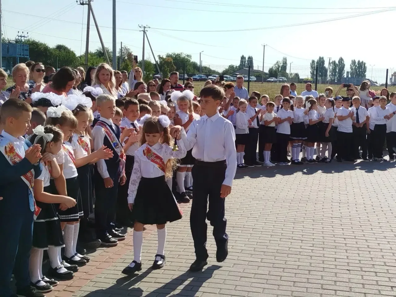 Дорогие друзья! С Днем знаний! 🎉