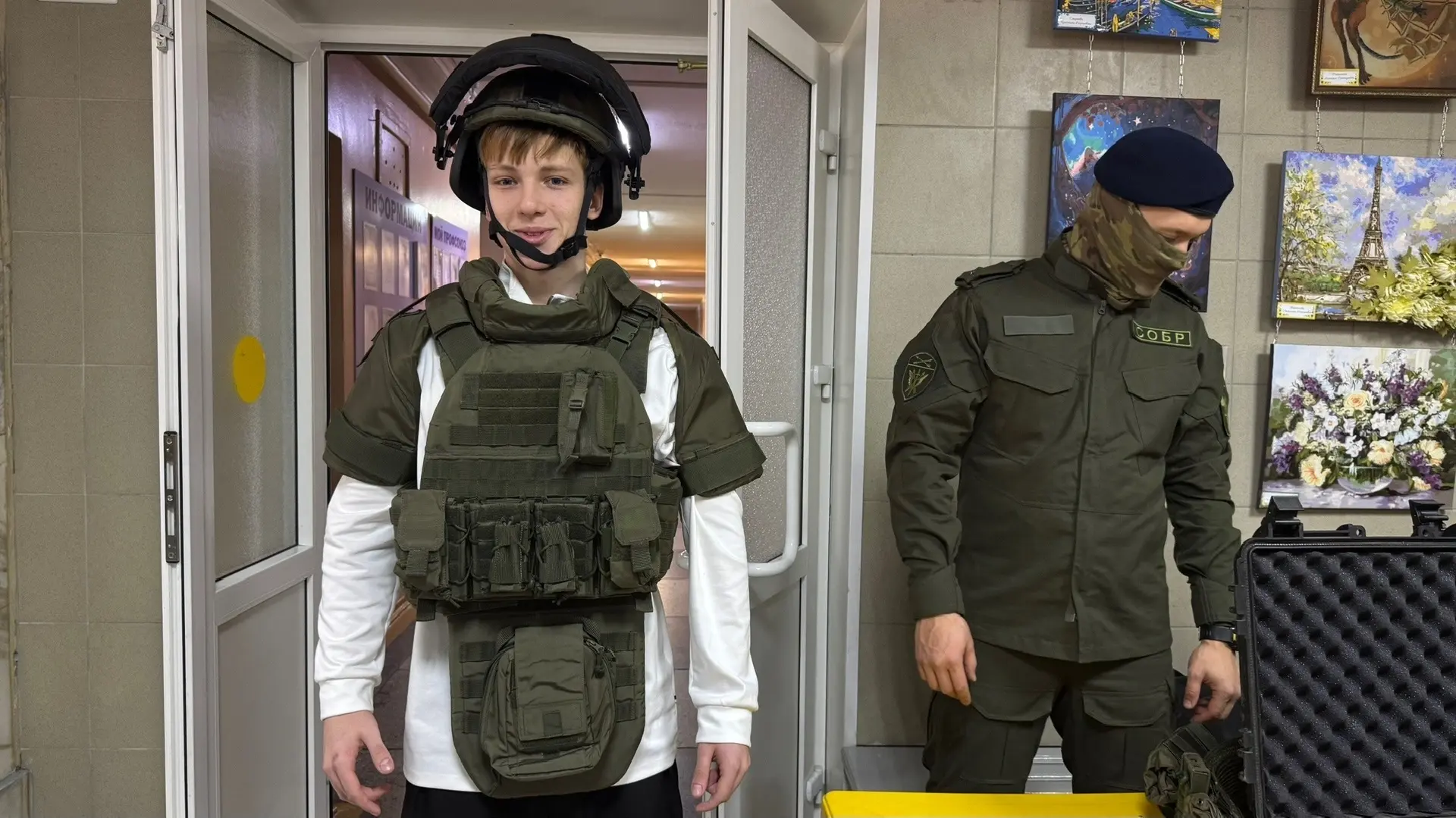 Сегодня наши  активисты вместе с Педагогом‑организатором ОБЗР и Советником директора по воспитанию п