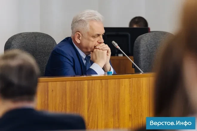 Сегодня депутаты Магнитогорска обсудят 18 вопросов в прямом эфире
