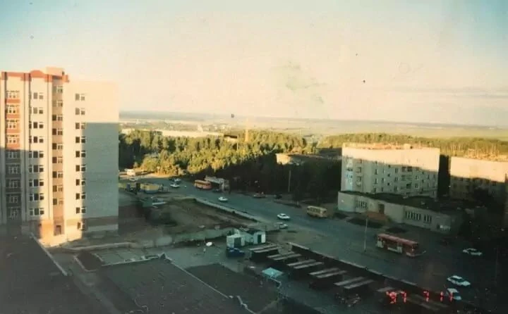 🛒 Стихийный рынок много лет назад