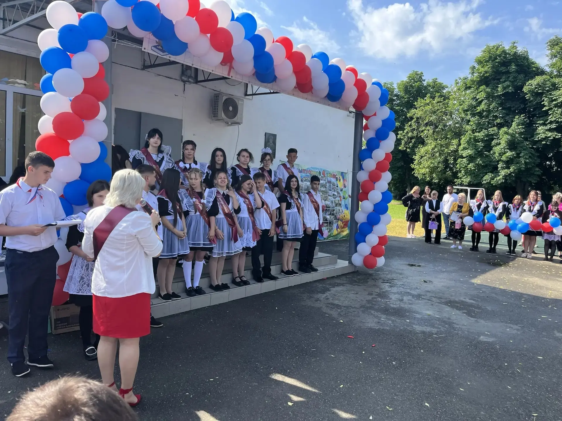 Сегодня в МБОУ МО Динской район ООШ 9 им.А.П.Маресьева прогремел последний звонок! 🎉  Этот день запо