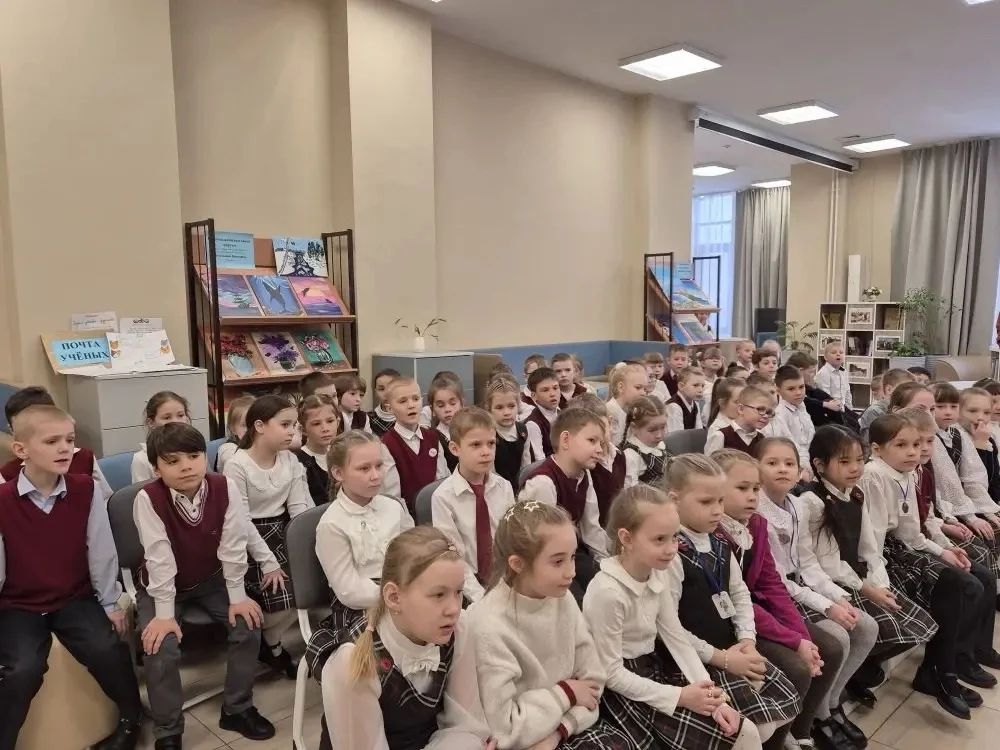Вести из школьной библиотеки. В нашей библиотеке произошло значимое событие - торжественное посвящен