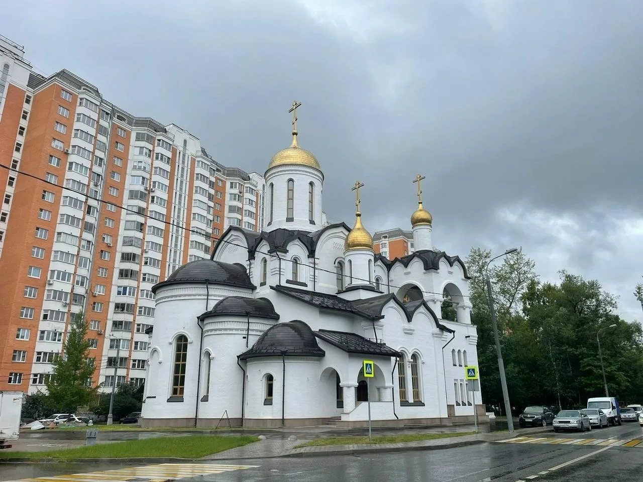 💜 Красивый Храм блаженной Ксении Петербургской у нас в Бескудниковский проезде, 4А.