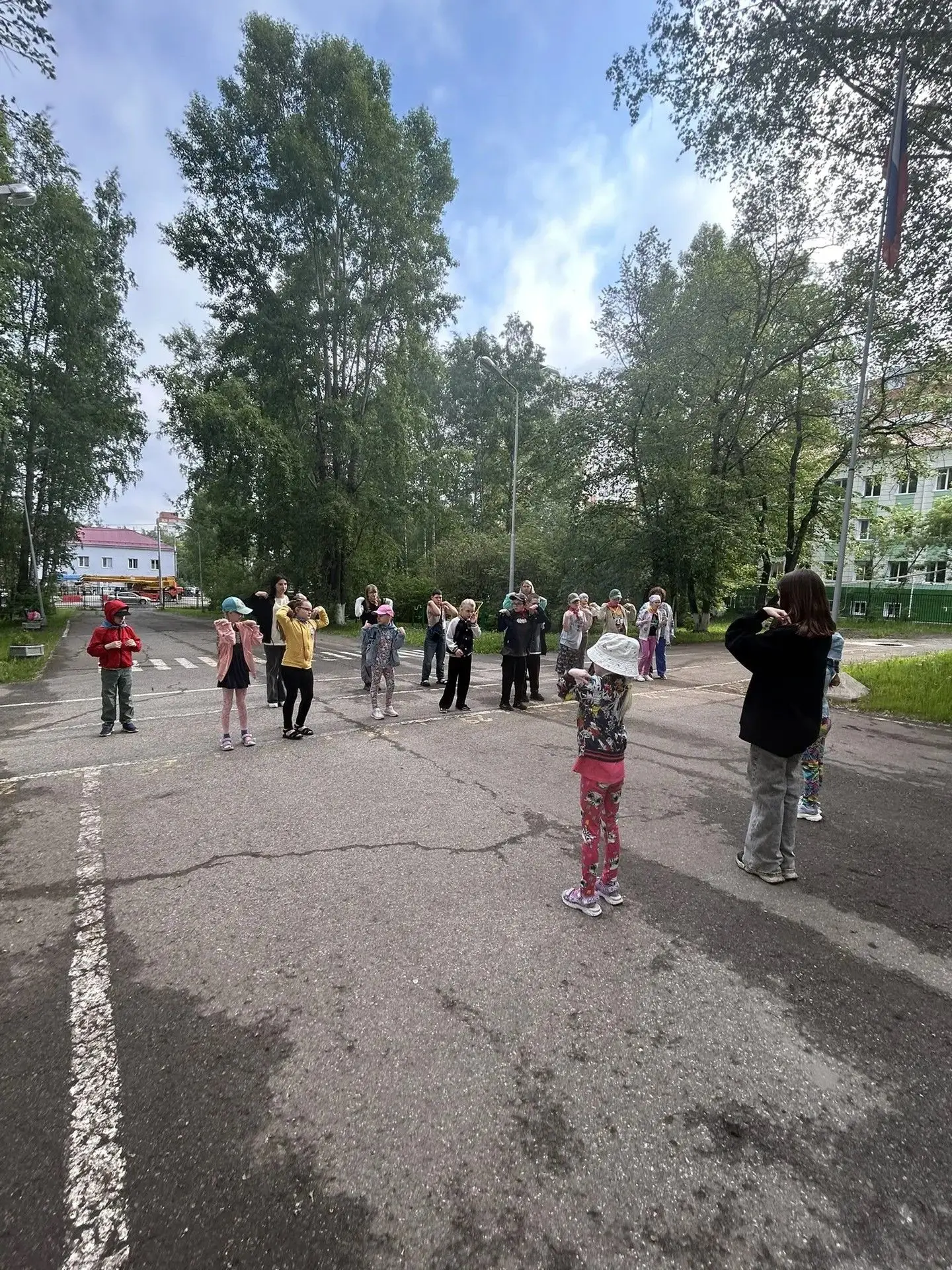 ✨15 июня в летнем лагере прошёл увлекательный мастер-класс по росписи пряников – событие, которое об