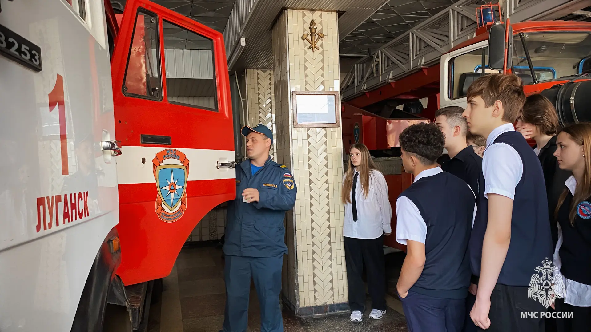 Безопасность в деталях: учащиеся "Нового поколения" узнали, как предотвратить пожар и действовать в 