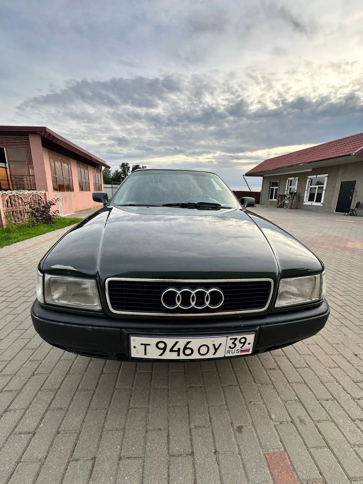 Ауди 80 б3 1.8 бензин